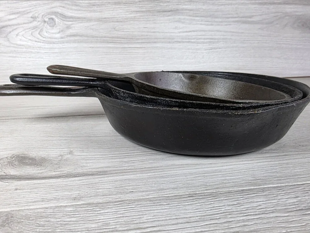 Set of 3 Cast Iron Skillets Traditional Utility Cookware USA and Korea Made SU29